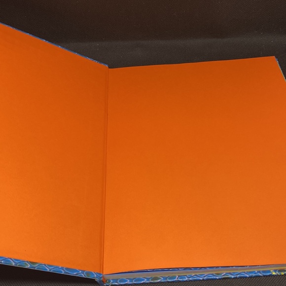 Ripley's Believe It or Not!: Special Edition 2011 book - Picture 2 of 3